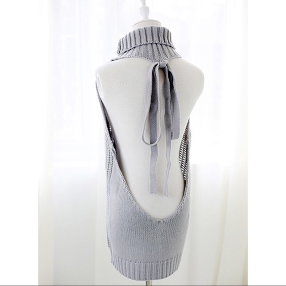 NEW! Backless Cable Knit Sweater - Picture 5 of 8